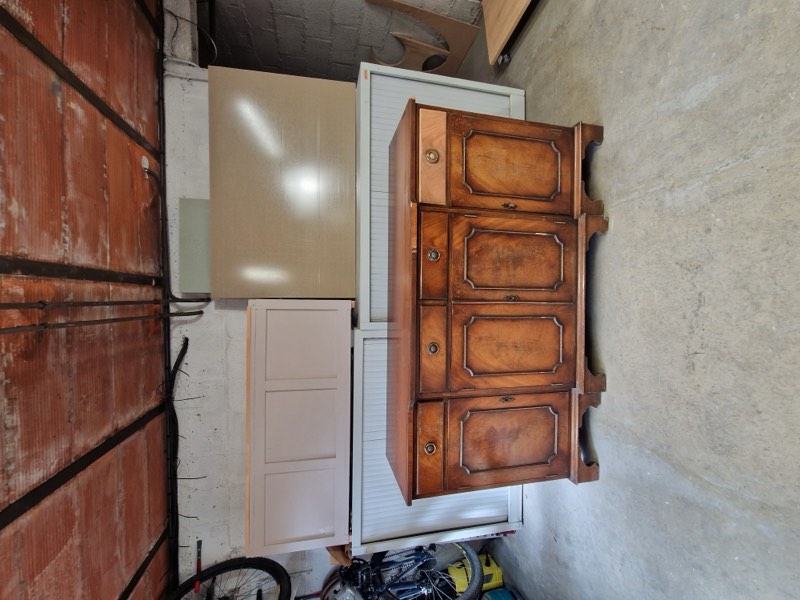 Buffet aux formes libres — avant